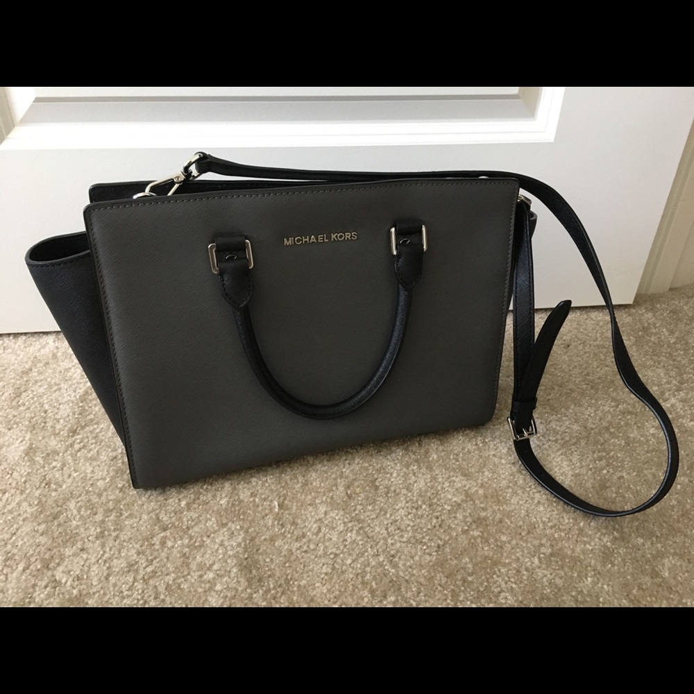 MK purse